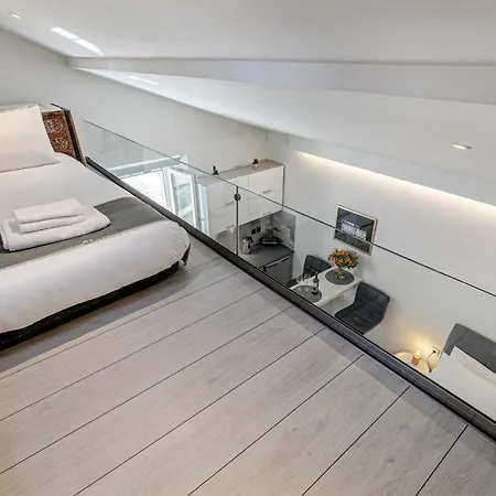 Passaggio 3* Corfu (city)