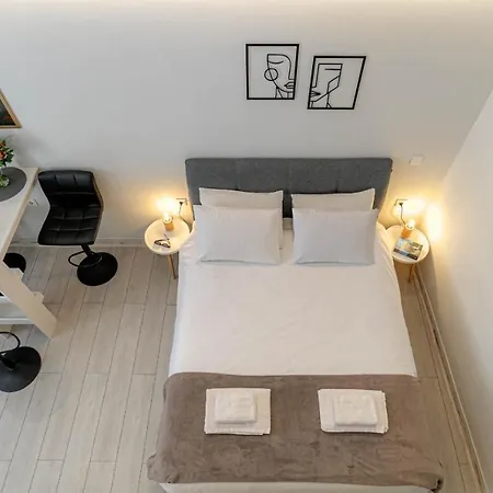 Passaggio 3* Corfu (city)