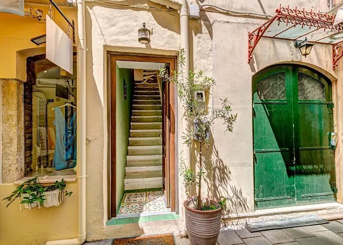 Passaggio Affittacamere Corfu (city)
